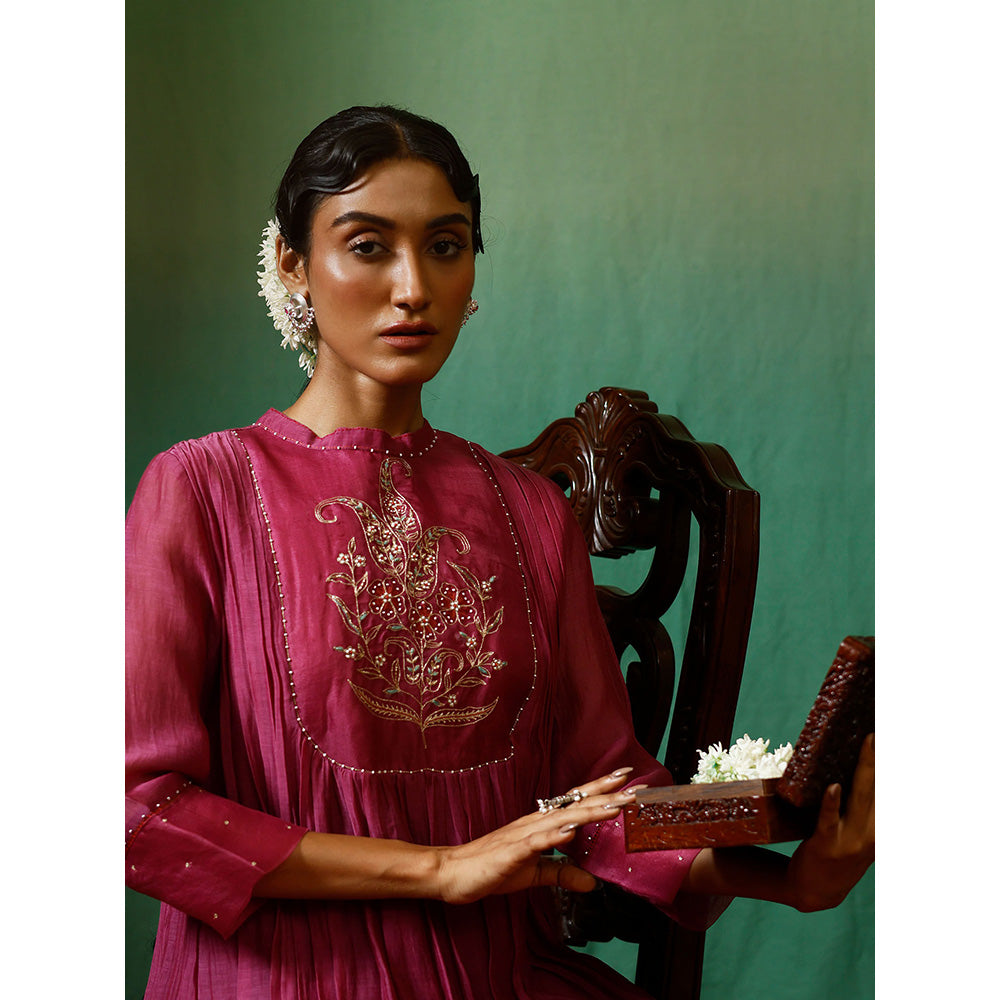 Chokhi Chorri Burgundy Kurta With Pant (Set of 2)