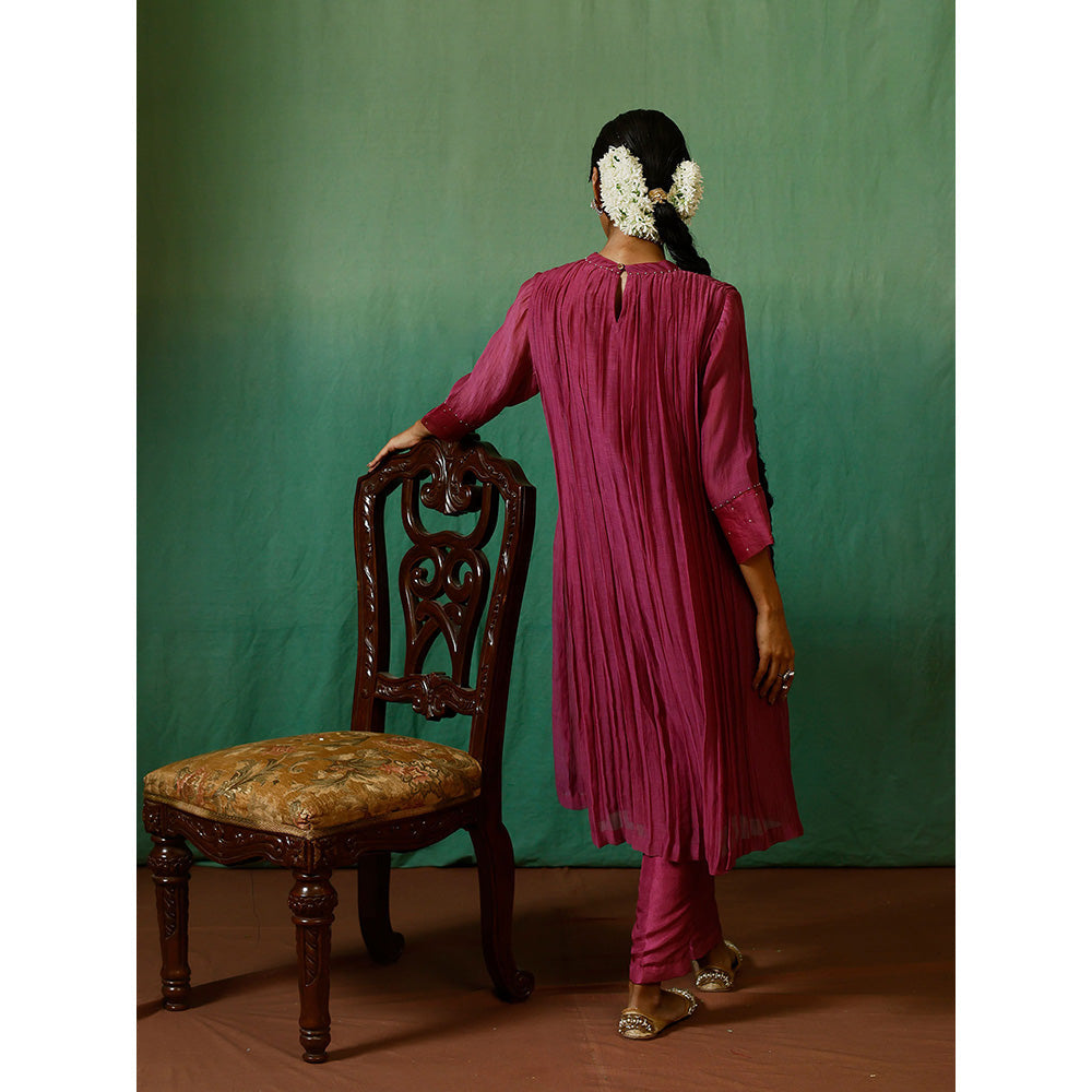 Chokhi Chorri Burgundy Kurta With Pant (Set of 2)