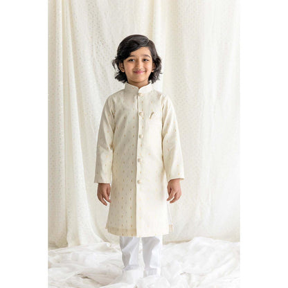 Chotibuti Gold and Silver Thread Work Sherwani and Pant