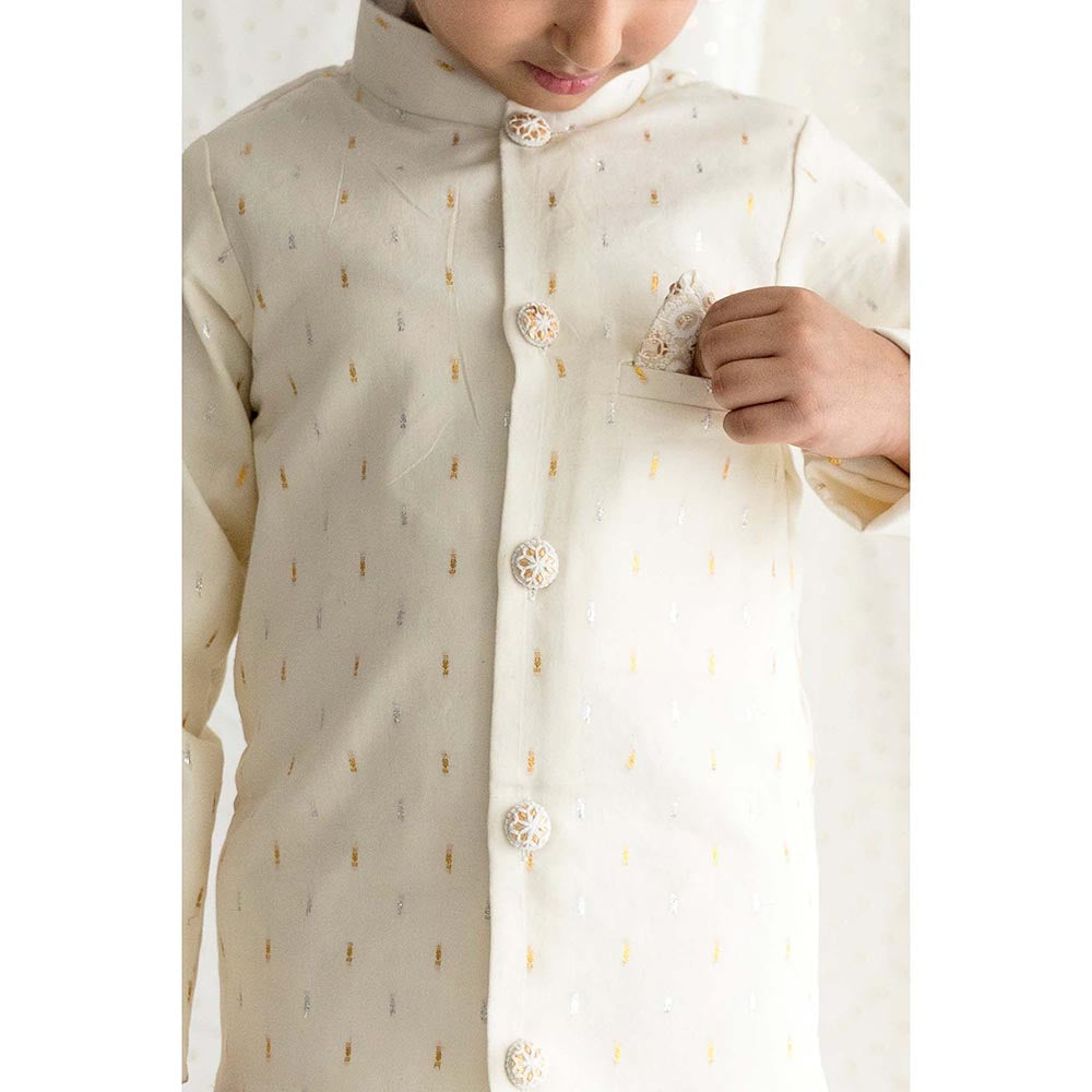 Chotibuti Gold and Silver Thread Work Sherwani and Pant
