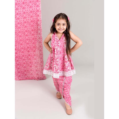 Chotibuti Muslin Pink Top with Dhoti