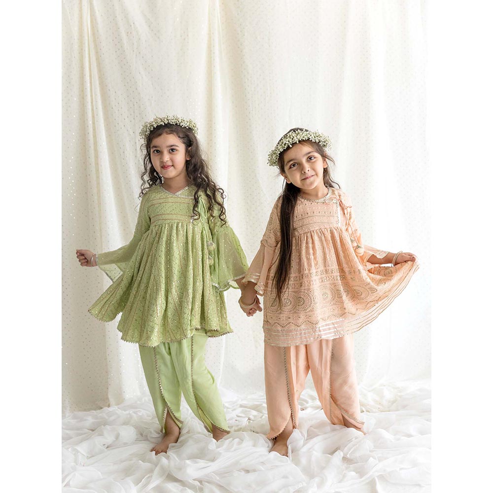 Chotibuti Chikankari Peach Top with Dhoti
