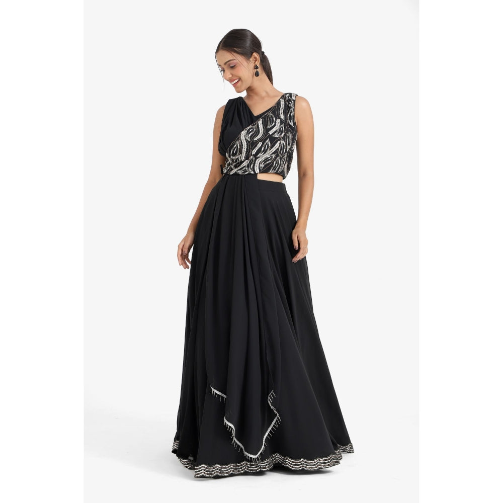 Closet Aura Embroidered Lehenga & Blouse with Dupatta (Set of 3)