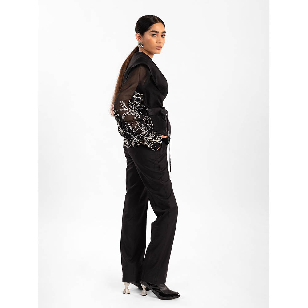 Contemponari Aelora Black Top With Belt