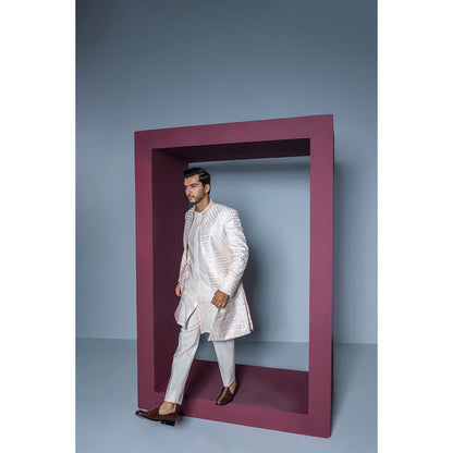 CONTRAST BY PARTH Peach Majestic Floral Open Sherwani with Kurta & Pant (Set of 3)