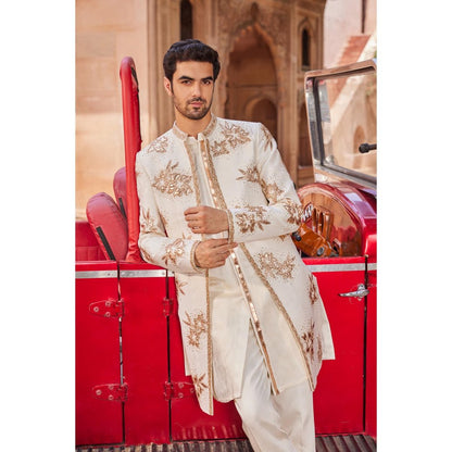 CONTRAST BY PARTH White Shaheen Open Sherwani with Kurta and Pant (Set of 3)