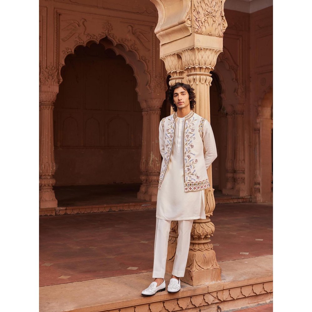 CONTRAST BY PARTH Ivory Amreen Nehru Jacket with Kurta and Pant (Set of 3)