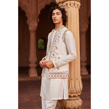 CONTRAST BY PARTH Ivory Amreen Nehru Jacket with Kurta and Pant (Set of 3)