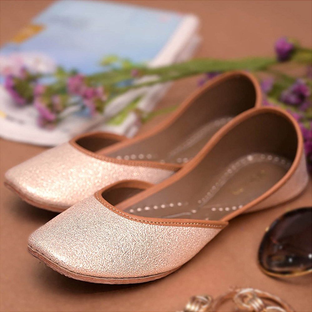 Coral Haze Light Rose Gold Shimmer Juttis (Euro 35)