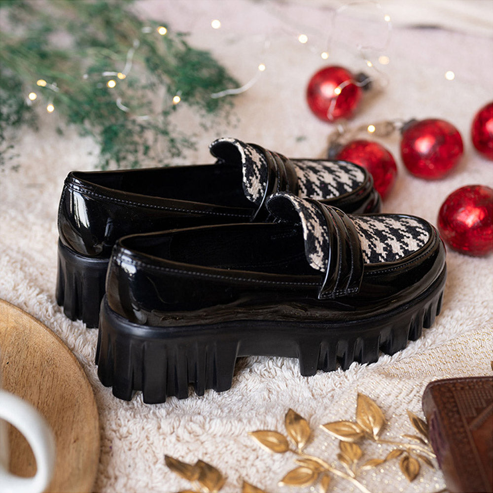 Coral Haze Vegan Leather Womem Platform Loafers Black