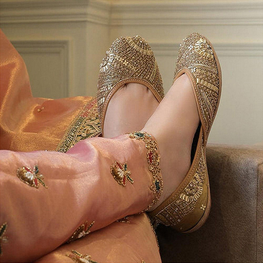 Coral Haze Women Beige Aara Juttis