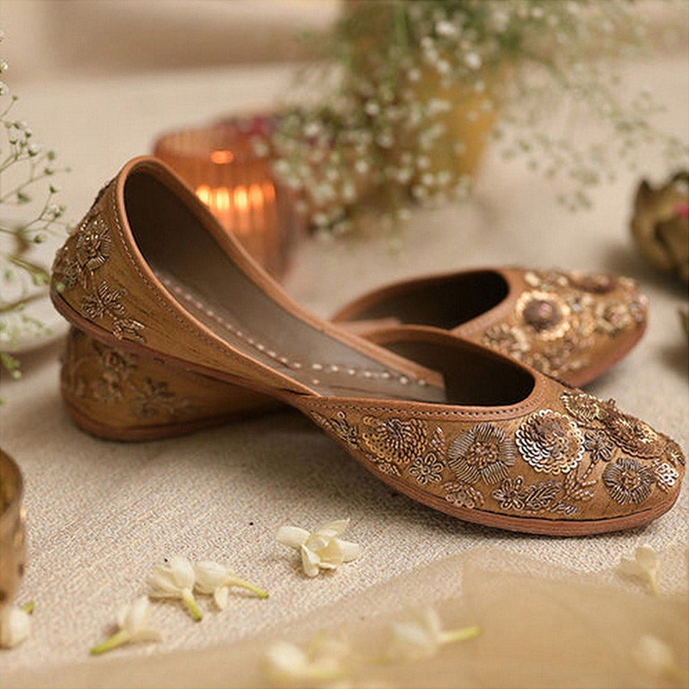 Coral Haze Women Brown Anokhi Juttis