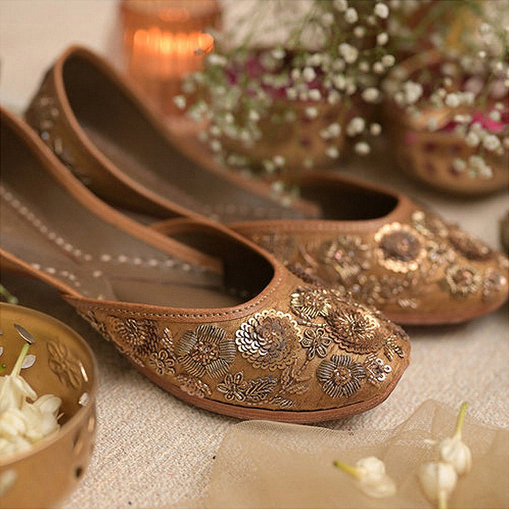 Coral Haze Women Brown Anokhi Juttis