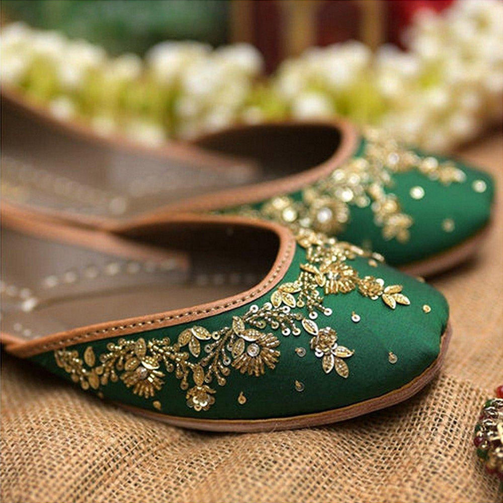 Coral Haze Women Green Armana Juttis