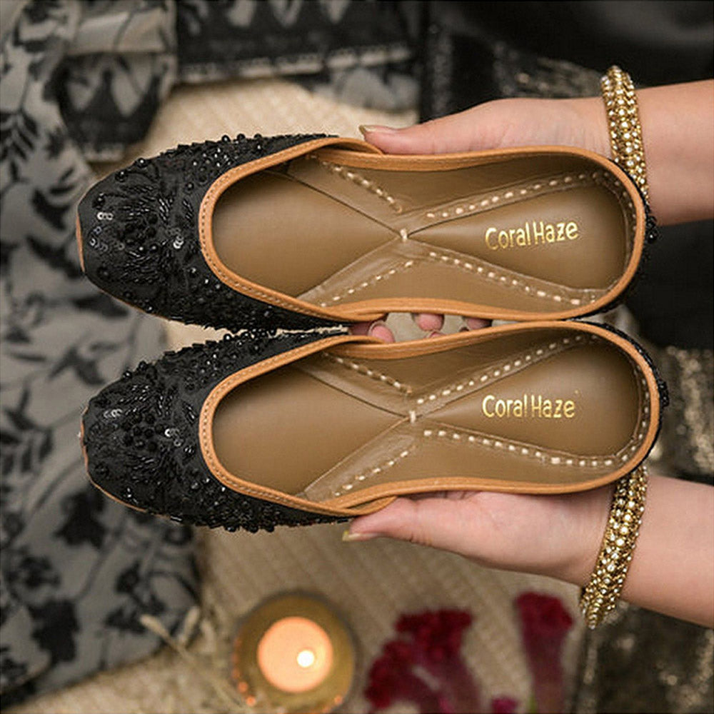 Coral Haze Women Black Diva Juttis