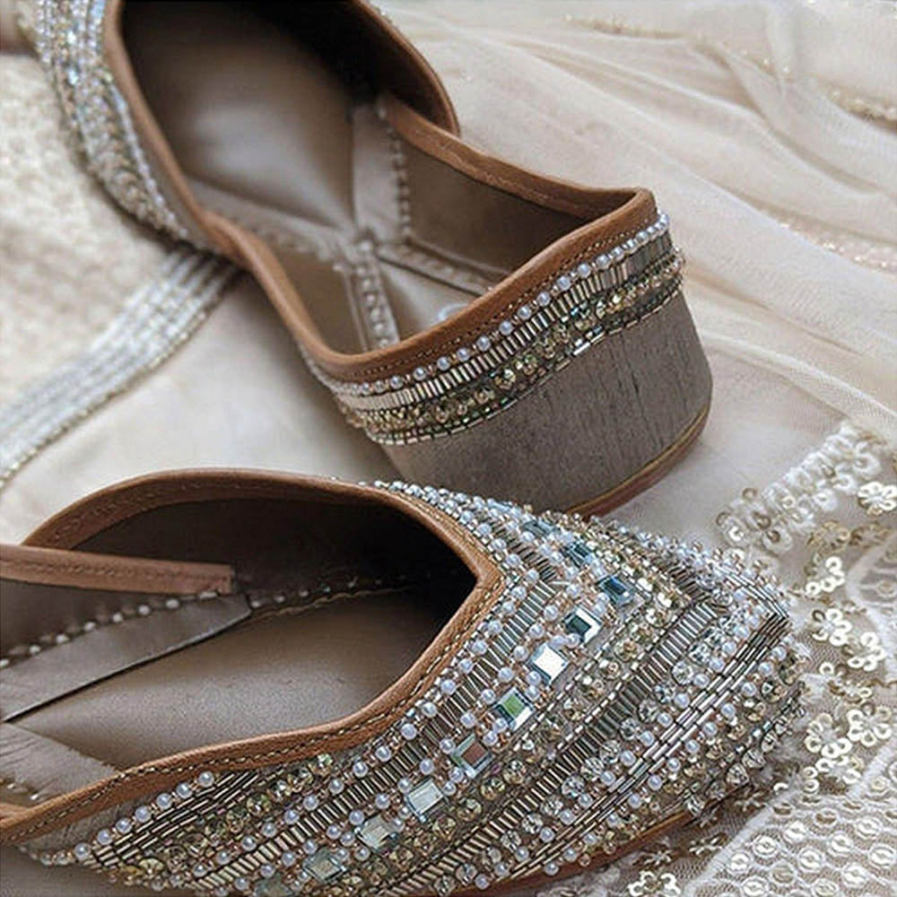 Coral Haze Extraordinary Women Grey Juttis