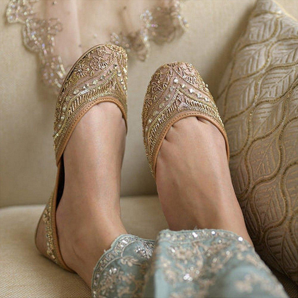 Coral Haze Noor Gold Juttis