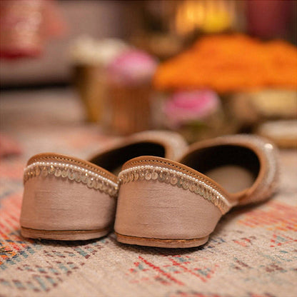 Coral Haze Parvaaz Beige Sandals