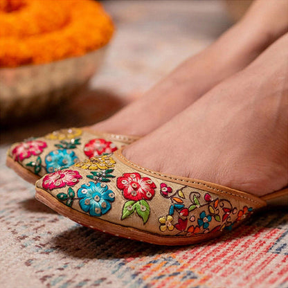 Coral Haze Phulwari Pink Juttis