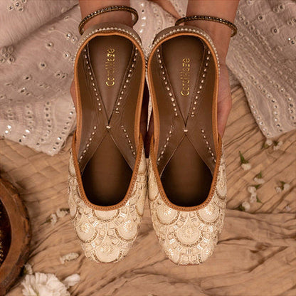 Coral Haze Shara Ivory Juttis