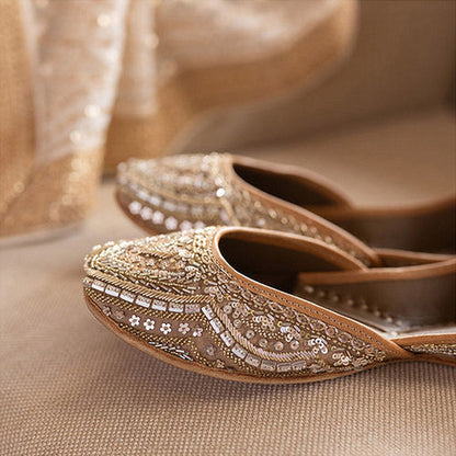 Coral Haze Suroor Taupe Juttis