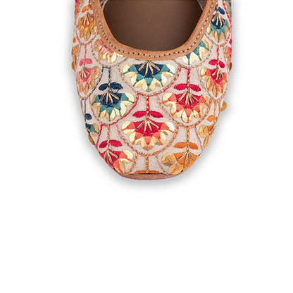 Coral Haze Zavia Multi-Color Juttis