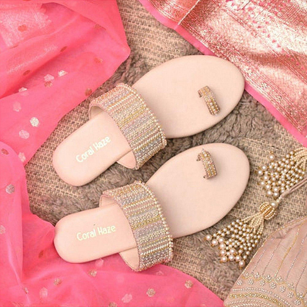 Coral Haze Ishana Women Off White Kolhapuris