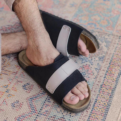 Coral Haze George Black Sliders