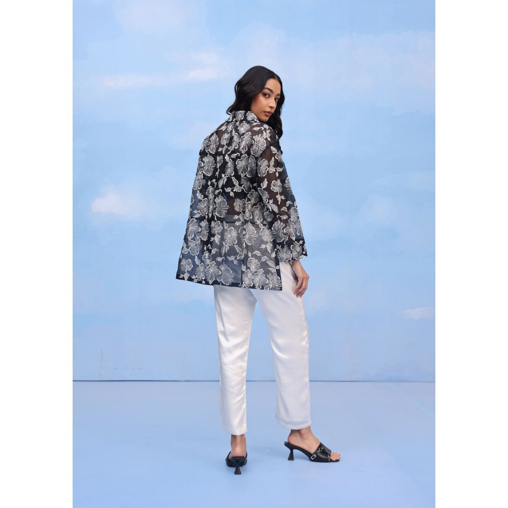 Couche Hibiscus Motif Shirt