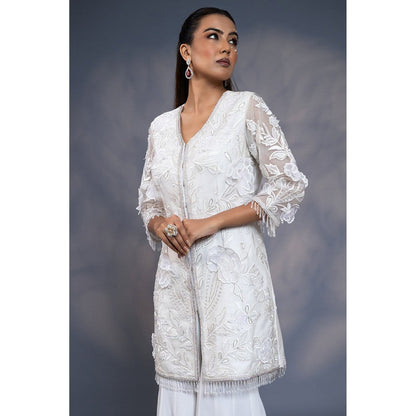 Daatri by meenakshi kakkar White 3D Embroidered Jacket with Flared Sharara (Set of 2)