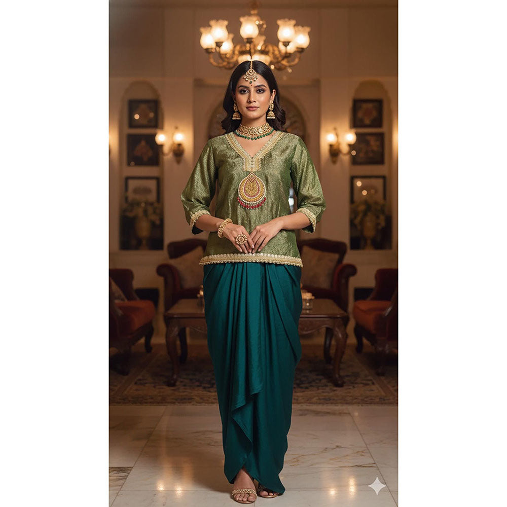 Daatri by meenakshi kakkar Green Drape Skirt with Embroidered Short Kurta
