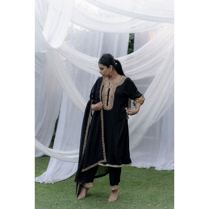 Daljit Sudan Black Crepe Round Sleeves Embroidered Suit (Set of 3)