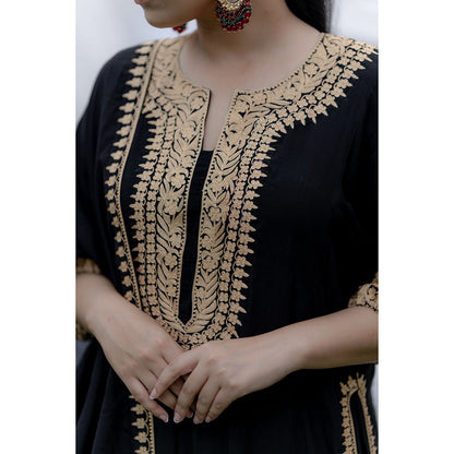 Daljit Sudan Black Crepe Round Sleeves Embroidered Suit (Set of 3)