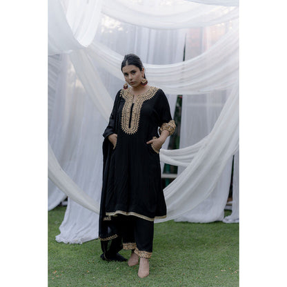 Daljit Sudan Black Crepe Round Sleeves Embroidered Suit (Set of 3)