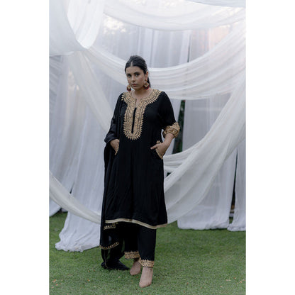 Daljit Sudan Black Crepe Round Sleeves Embroidered Suit (Set of 3)