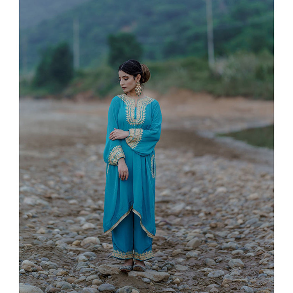 Daljit Sudan Round Sleeves Teal Aari Suit (Set of 3)