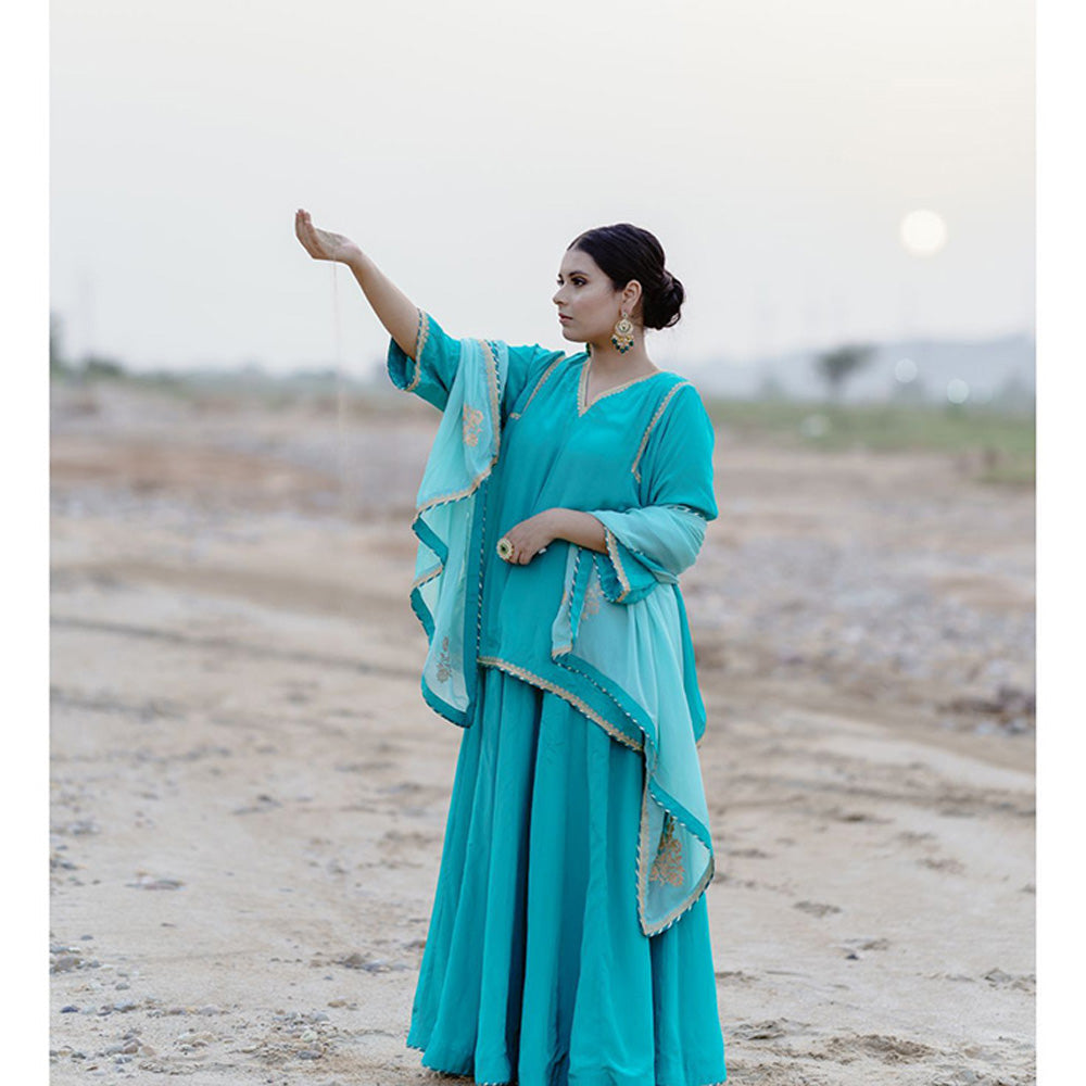 Daljit Sudan Aqua Crepe Embroidered Flowy Lehenga (Set of 3)