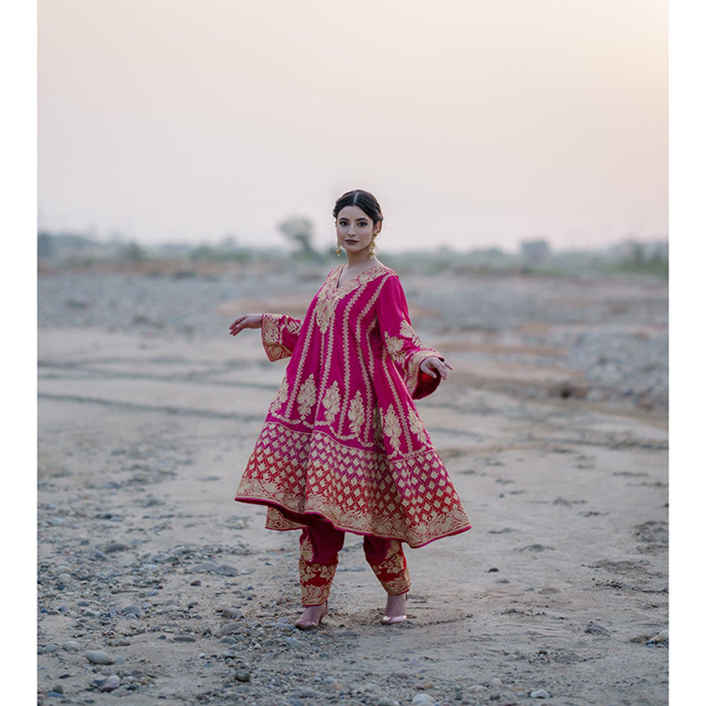 Daljit Sudan Magenta Tilla Anarkali (Set of 3)