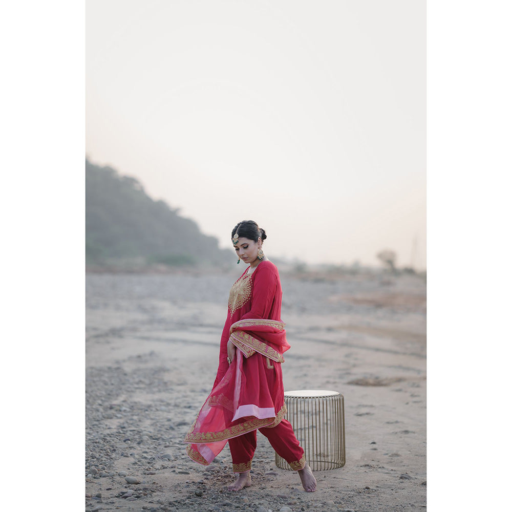 Daljit Sudan Deep Pink Tilla Phiran Suit (Set of 3)