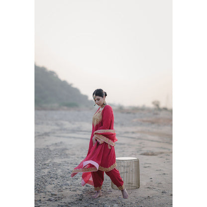 Daljit Sudan Deep Pink Tilla Phiran Suit (Set of 3)