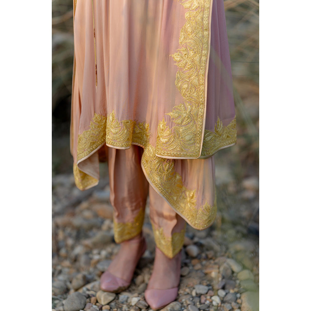 Daljit Sudan Pastel Pink Tilla Phiran Suit (Set of 3)