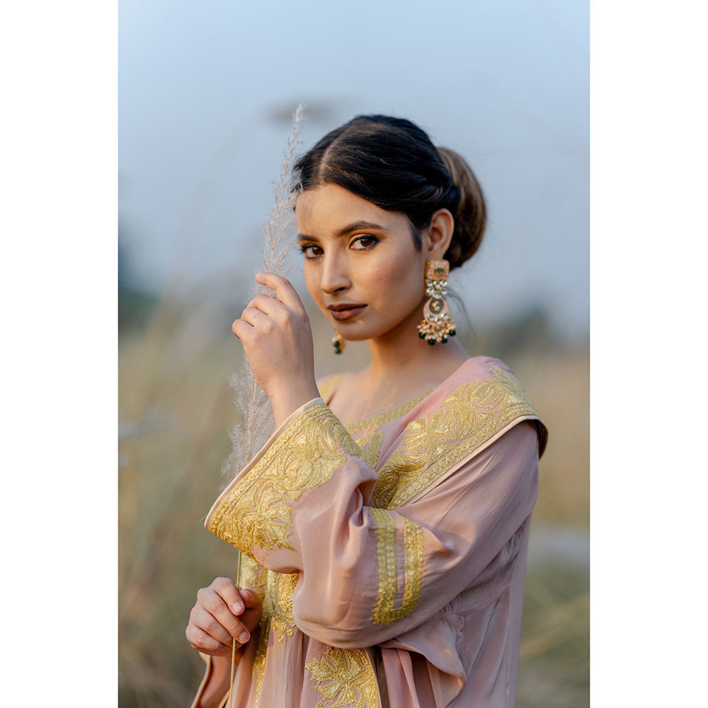 Daljit Sudan Pastel Pink Tilla Phiran Suit (Set of 3)