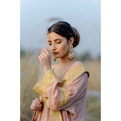 Daljit Sudan Pastel Pink Tilla Phiran Suit (Set of 3)