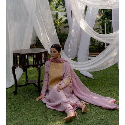 Daljit Sudan Pink Long York Tilla Suit (Set of 3)