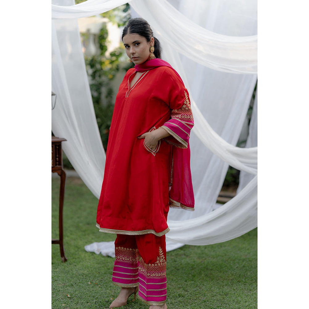 Daljit Sudan Red Magenta Crepe Aari Suit (Set of 3)