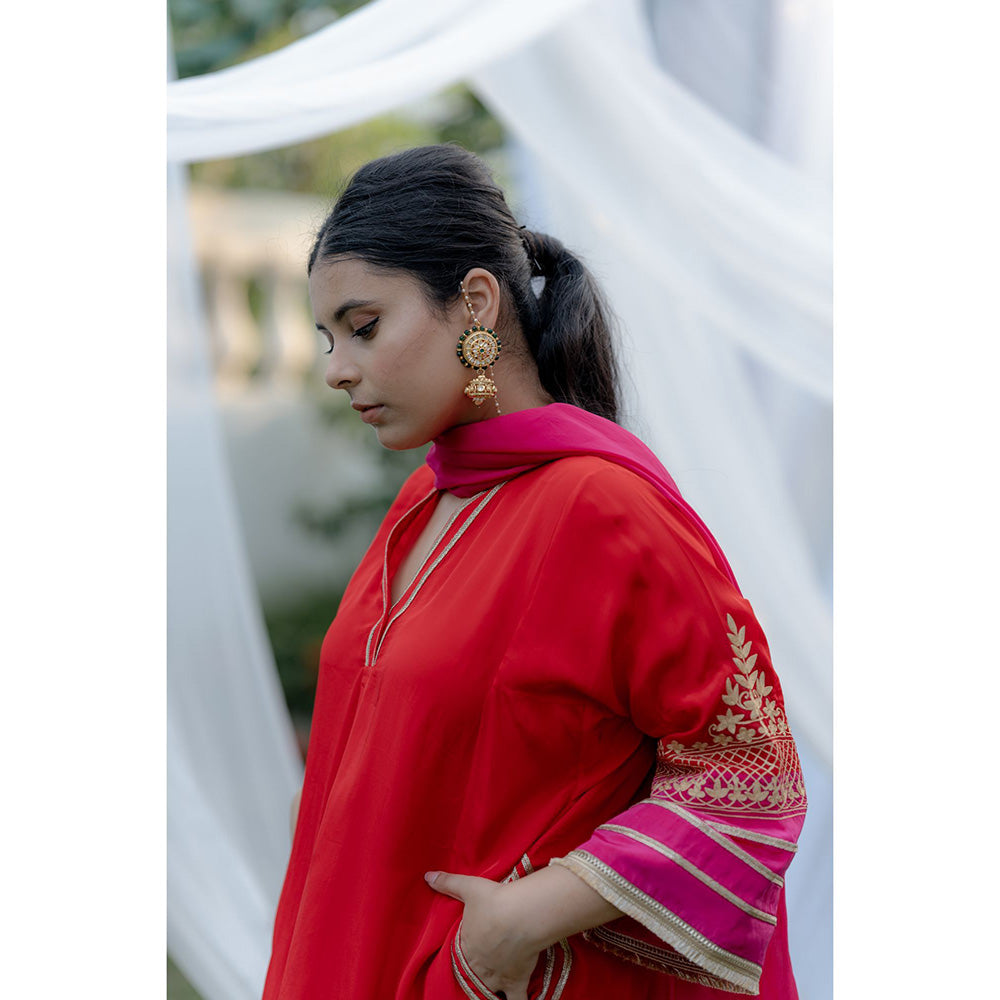 Daljit Sudan Red Magenta Crepe Aari Suit (Set of 3)