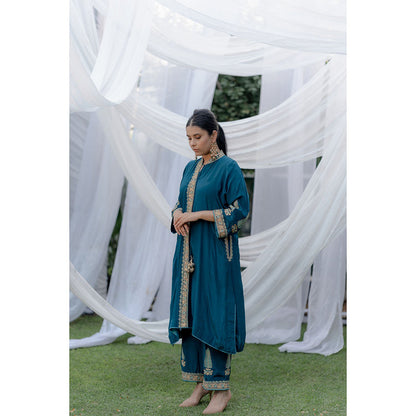 Daljit Sudan Peacock Blue Zari Theard Kurta (Set of 2)