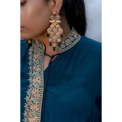 Daljit Sudan Peacock Blue Zari Theard Kurta (Set of 2)