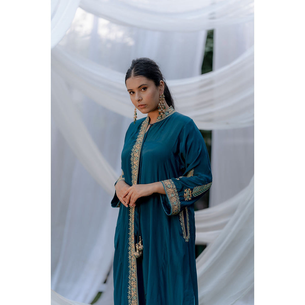 Daljit Sudan Peacock Blue Zari Theard Kurta (Set of 2)