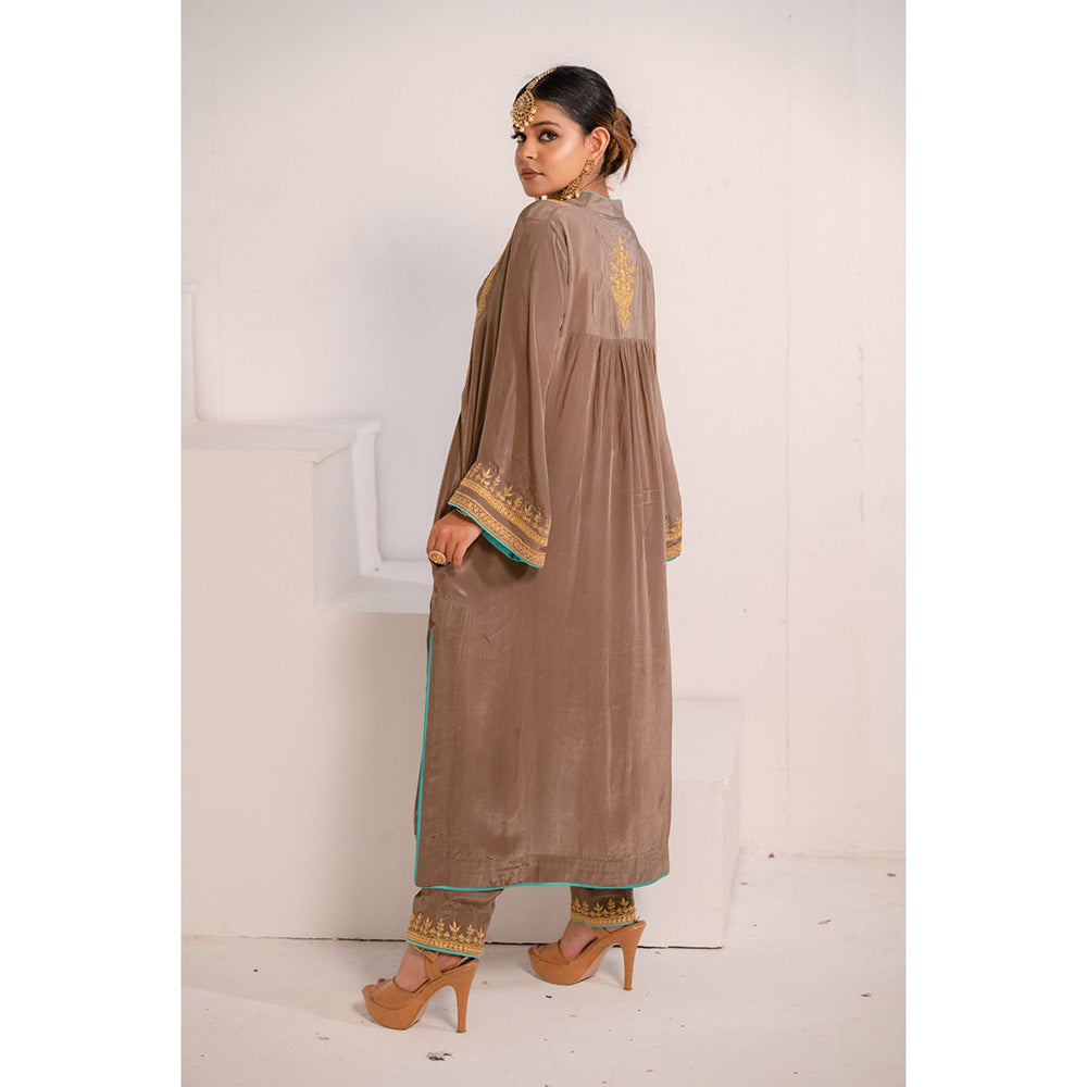Daljit Sudan Beige Crepe Tilla Kurta (Set of 2)